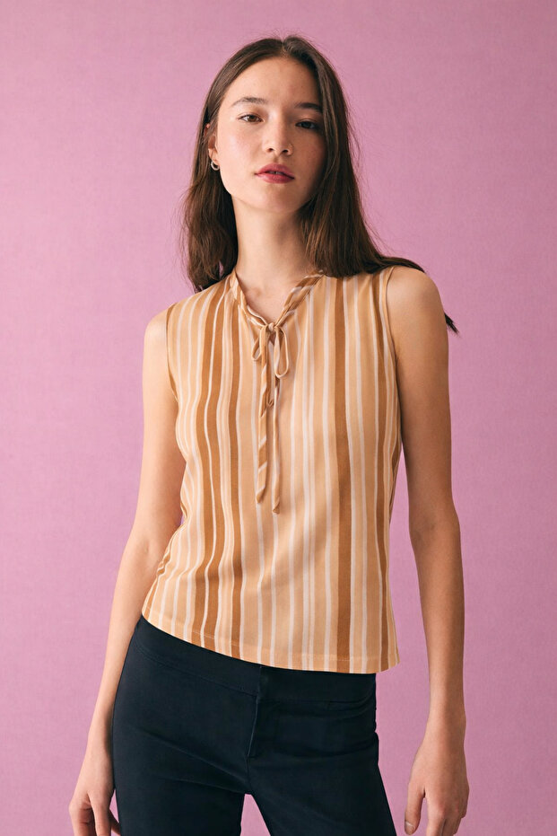 Sıfır Kol BLUZ - 2