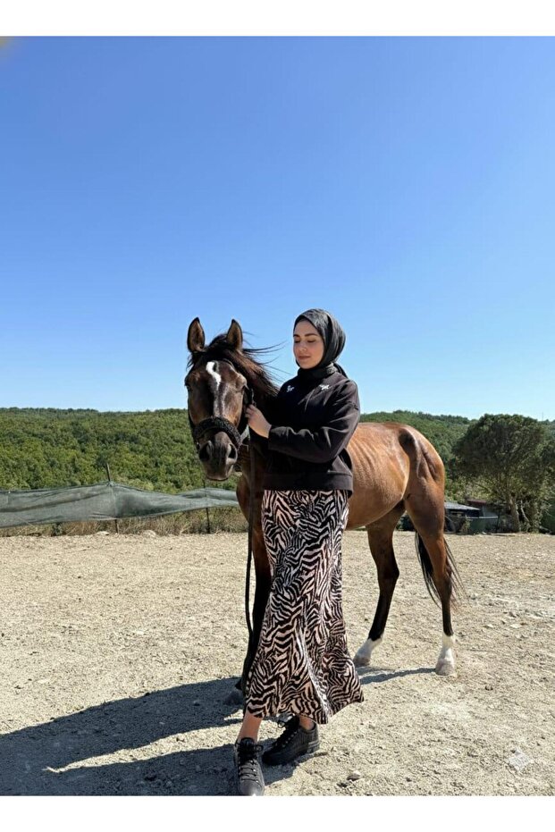 TAŞ İŞLEMELİ ÇITÇITLI KISA CEKET - 2