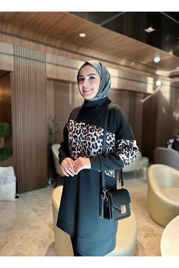 طقم مزين بنقشة الفهد - 1