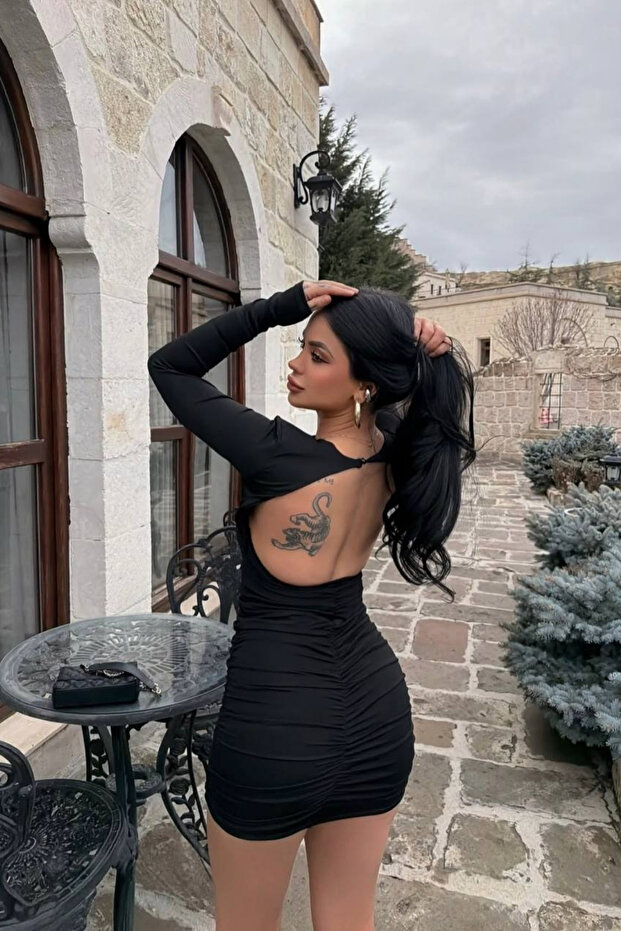 Vatkalı Sırt Dekolteli Basic Mini Elbise - 1