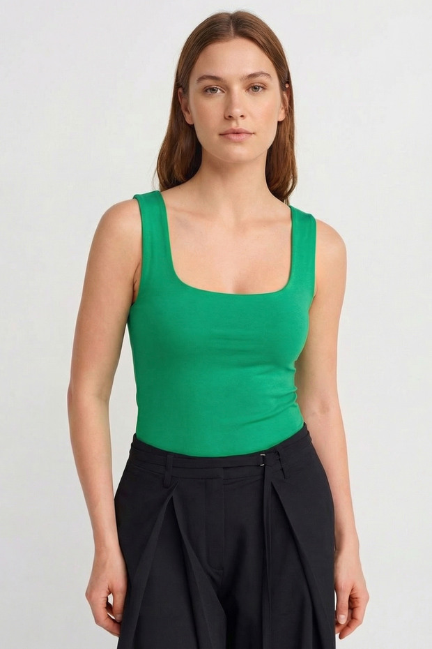 Round Neck Strappy Tank Top Bady Satin Blouse