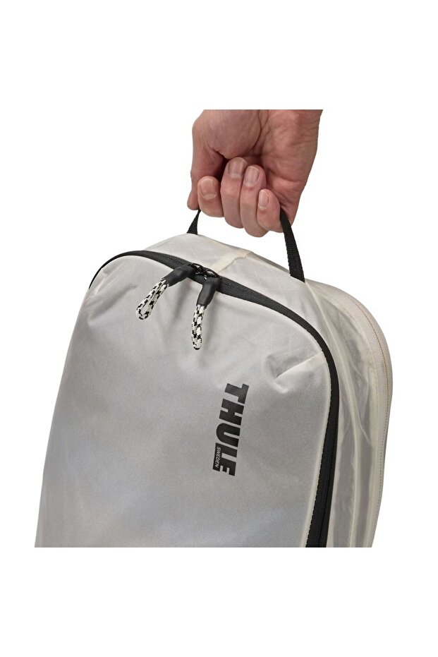 Medium Compression Packing Cube with 2 Compartments, Thule, White - 6