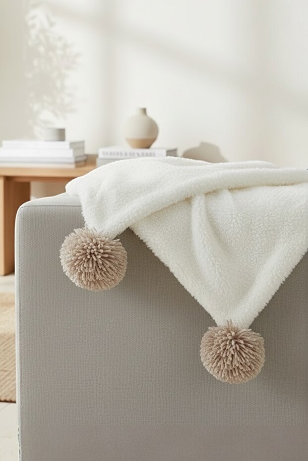 Plush Baby Blanket/Wellsoft Baby Blanket 110X100 cm Baby Blanket with Pompom/ Stroller Cover