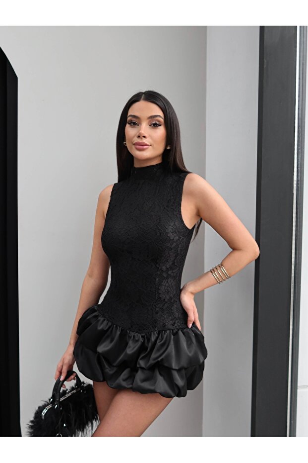 Dantel Detay Mini Şortlu Elbise - 2