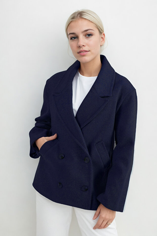 معطف قصير بأزرار - 5