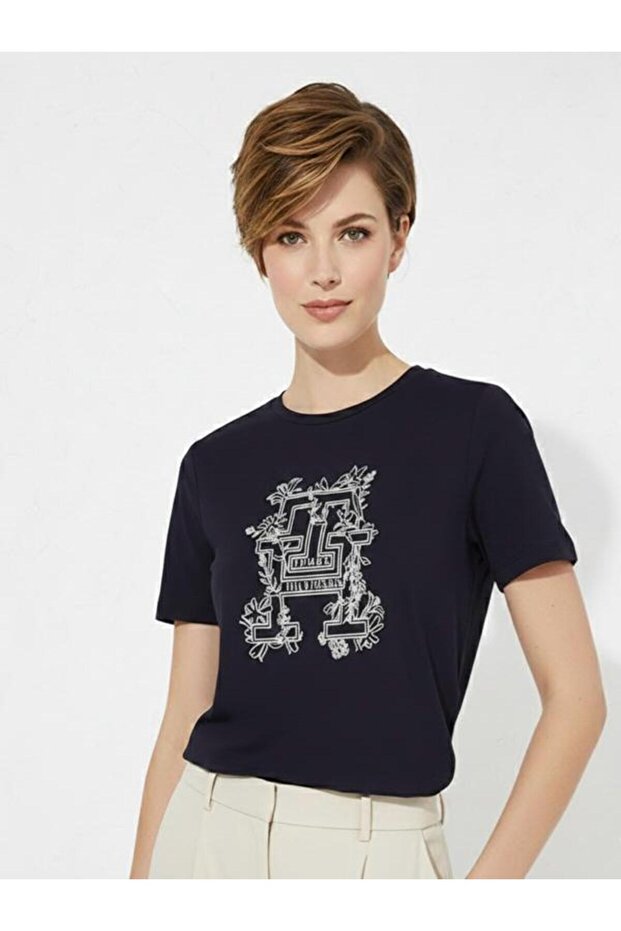 Women's Reg Imd Floral Chest Print