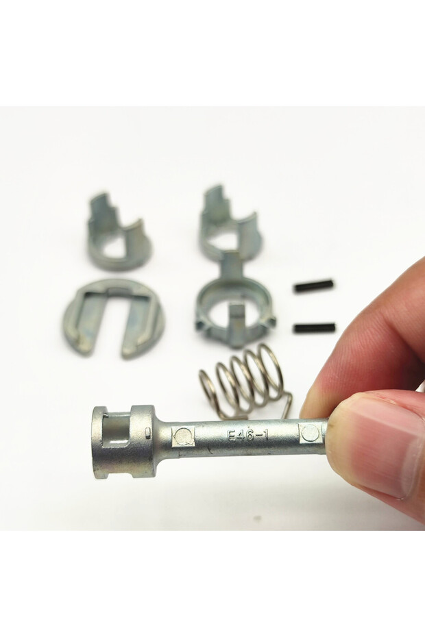 E46 Door Lock Repair Kit For BMW E46 3 Series 323i 323c 323ci 325i 325xi 325c 325ci 328i M3 Barrel C