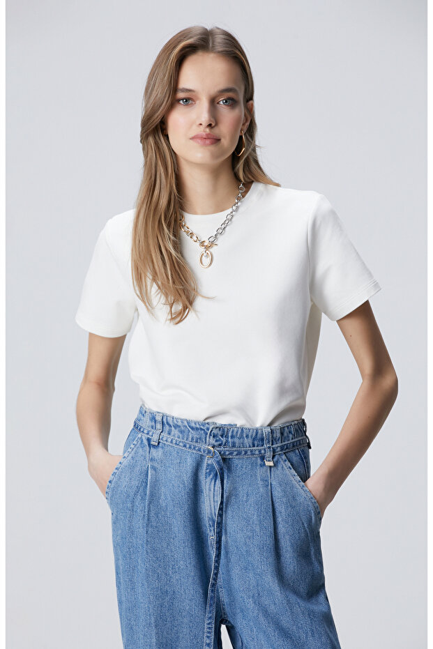 Beyaz Basic T-shirt - 4