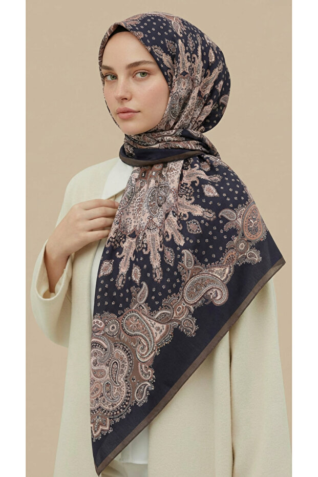 Lavinia Patterned 120*120 cm Cotton Scarf