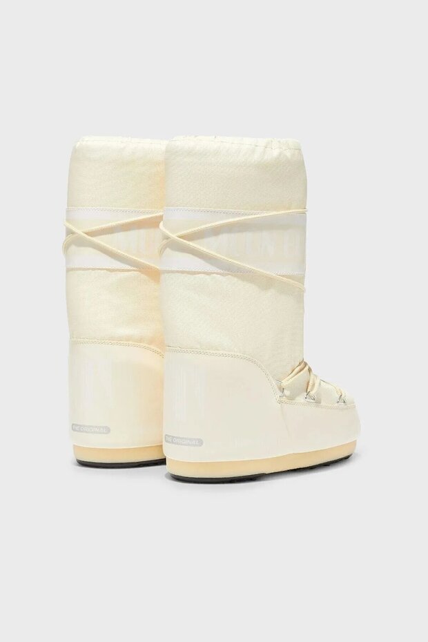 Kadın Bot 1400440 - 2