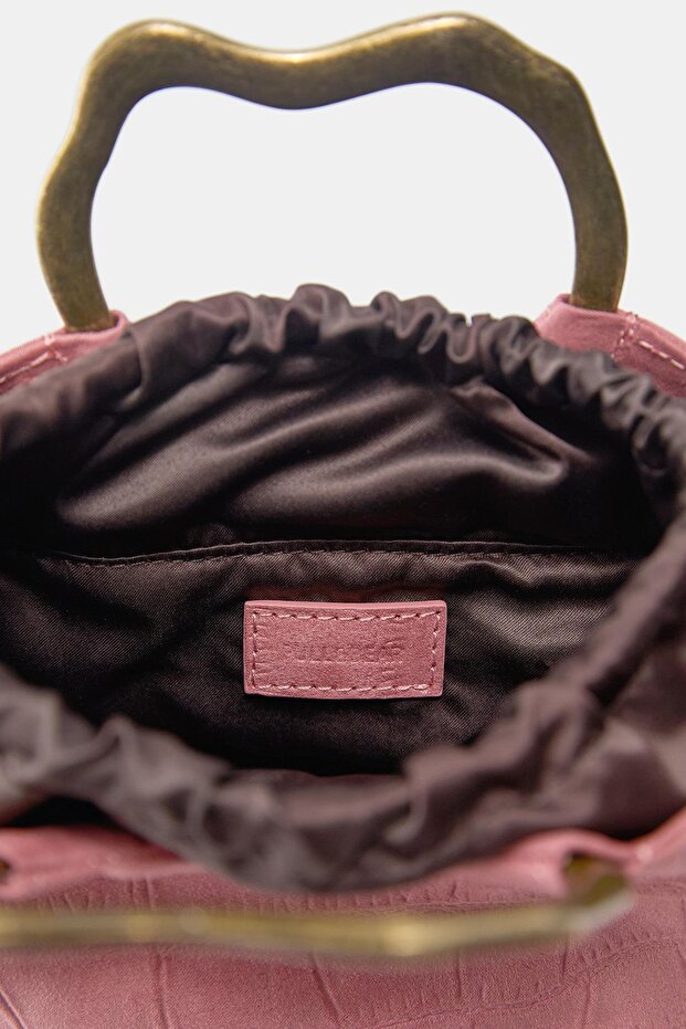 Metal saplı çanta - 3