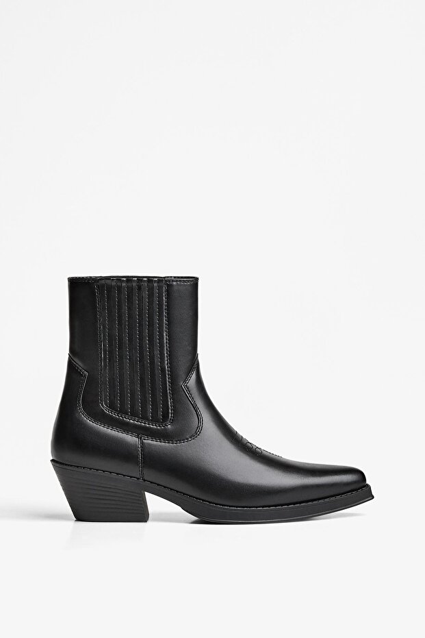 Esnek kovboy bot - 2