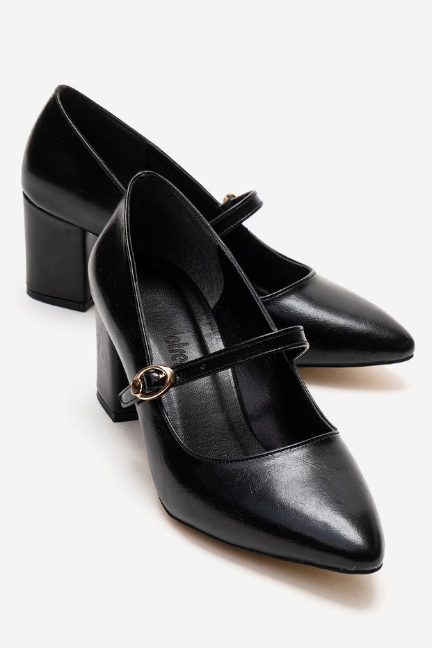 Women's Safety Helmet Buckle Heel Covering Pointed Toe Heeled Shoes Black Wrinkled