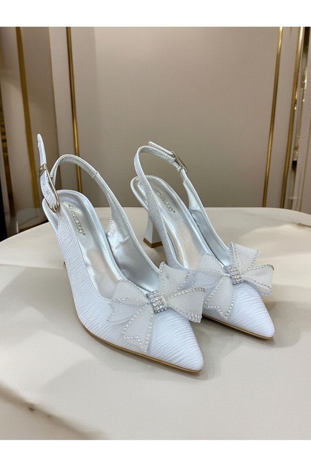 ✨ Women's Heeled Shoes with Bow and Stone Detail – Elegant and Unique Design