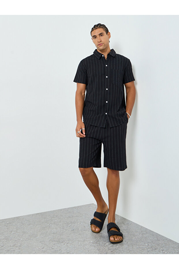 Men Pinstripe Pocket Detail Shirt and Shorts Co-Ords