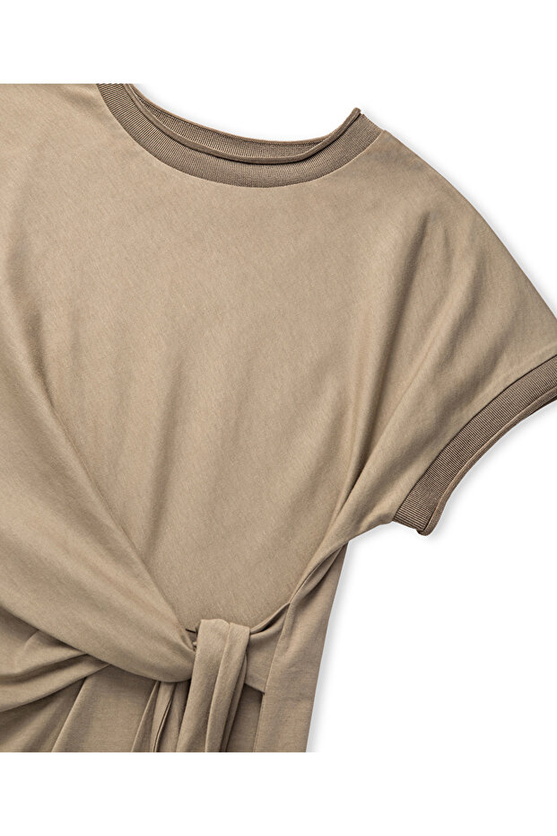 Belden bağlamalı elbise - 4