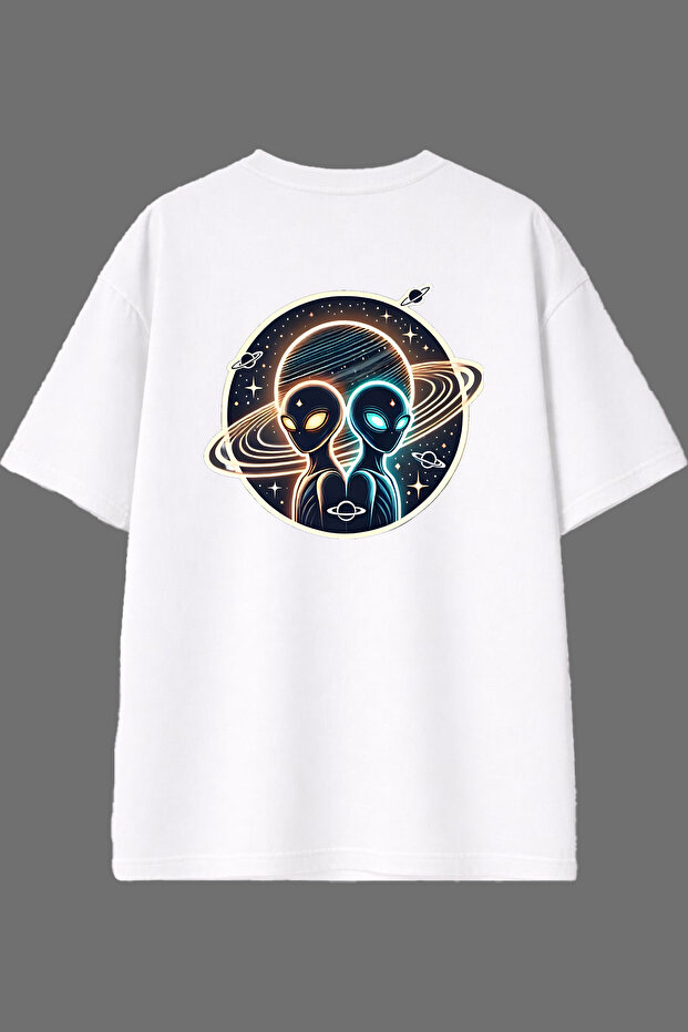 Aliens Are Coming Design Back Printed White Oversize t Shirt
