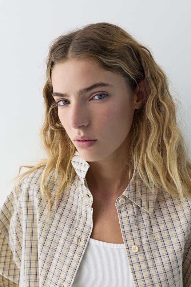 Nakışlı manşetli kareli gömlek - 7