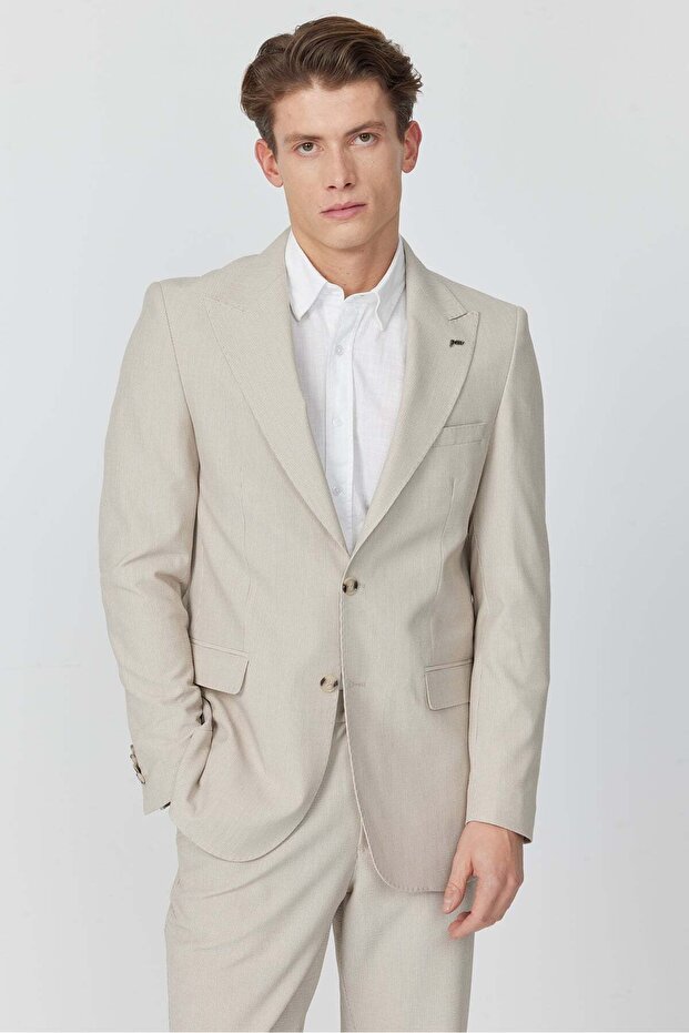 سترة رجالية بياقة على شكل طائر السنونو - 1