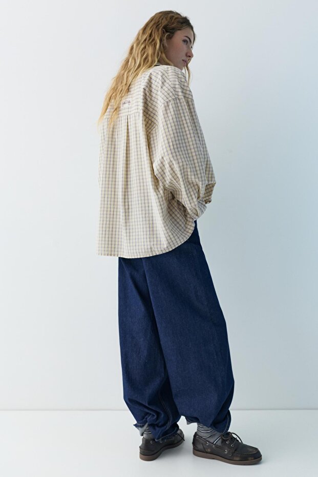 Nakışlı manşetli kareli gömlek - 6