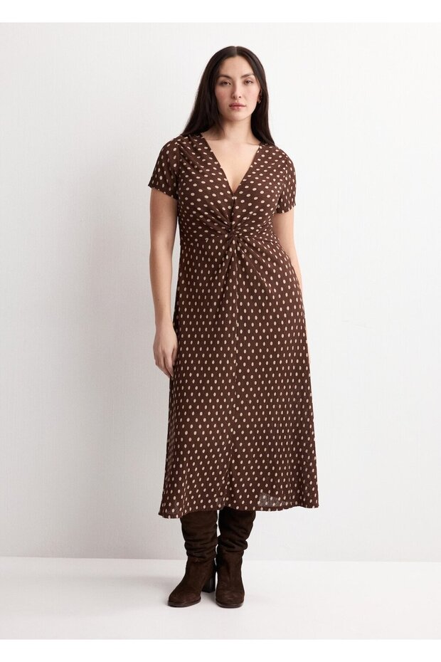 Desenli midi elbise - 7