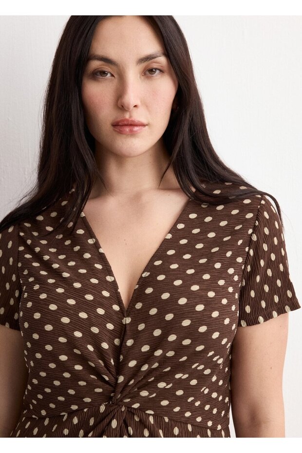 Desenli midi elbise - 8