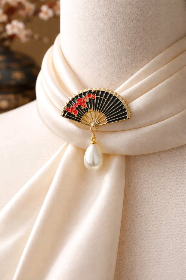 İncili Siyah Yelpaze Broş - 3