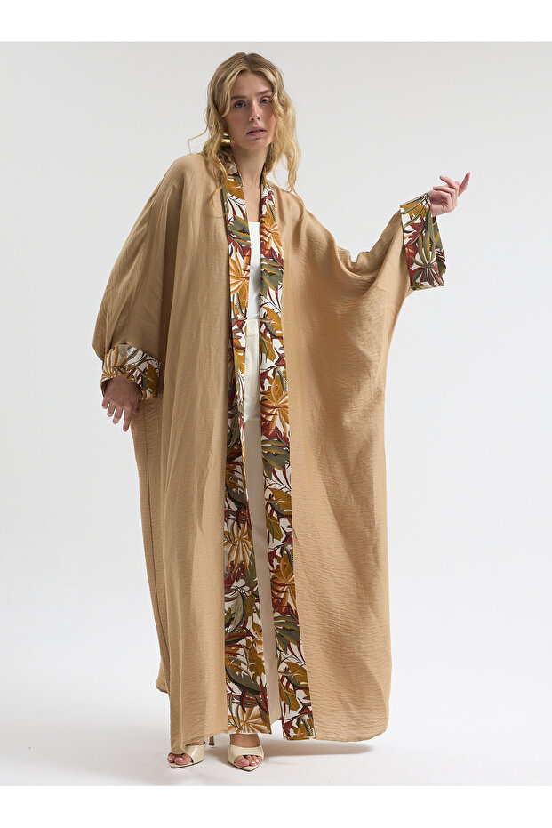 عباءة بيج بنقشة أوراق الشجر - 7