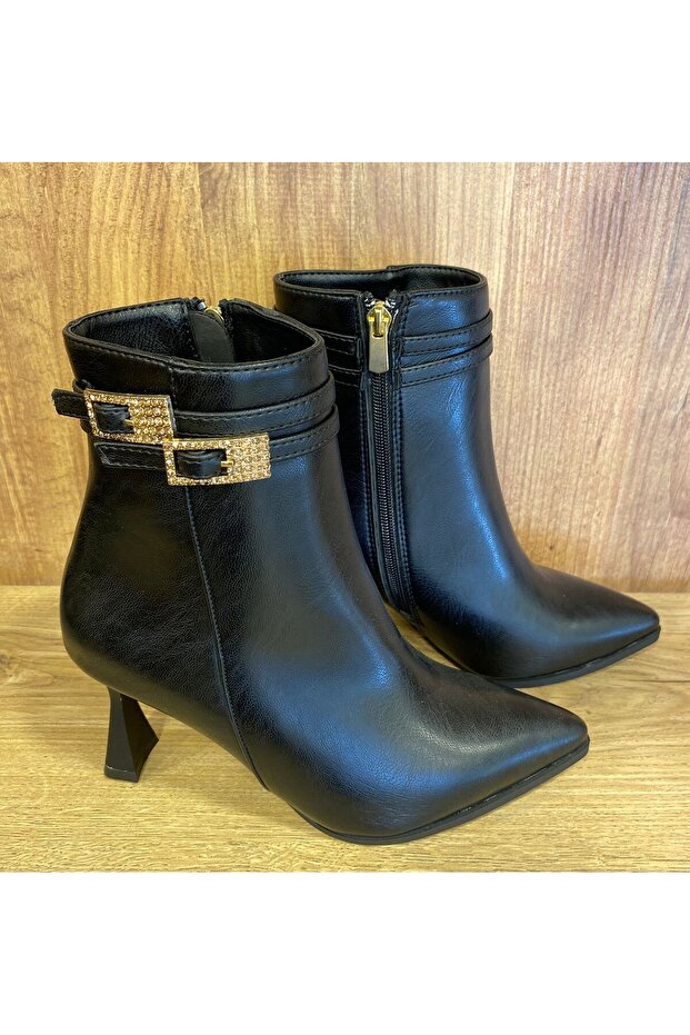 Buckle Detailed Leather Material Pointed Toe Women's Boots