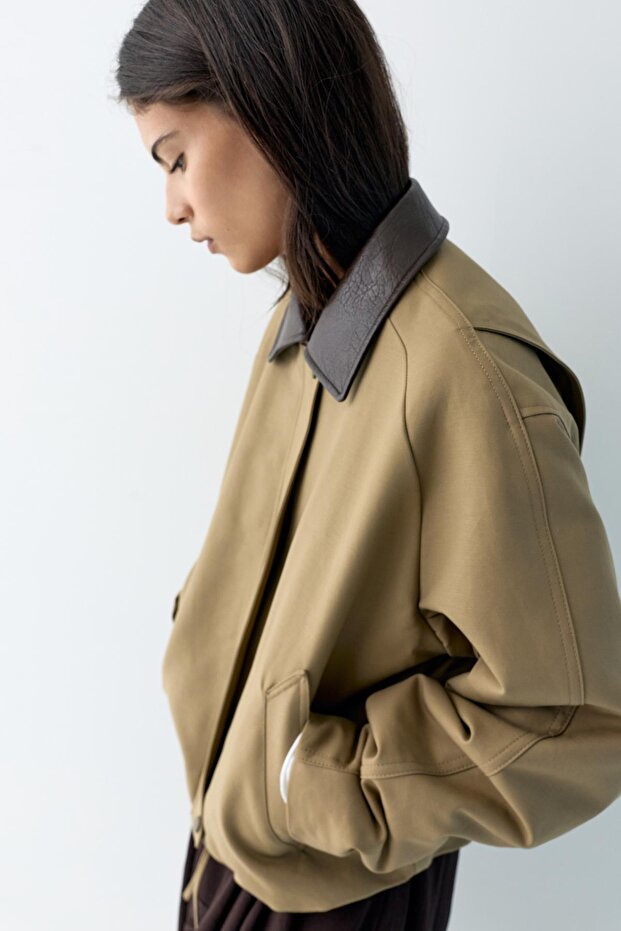 Suni deri yakalı ceket - 5