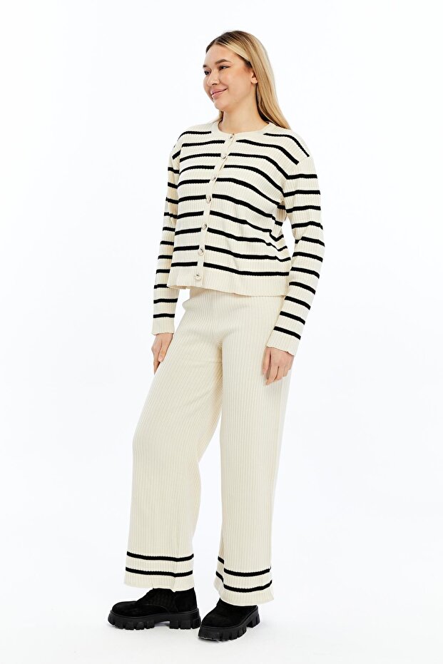 Kadın Çizgili İspanyol Paçalı Triko Takım - 3