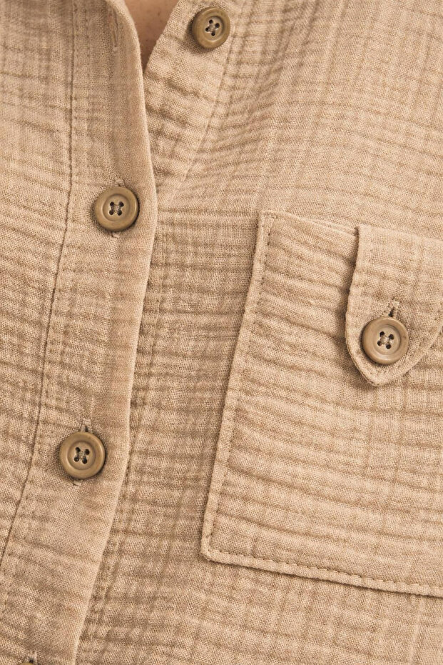 BEJ TEK CEPLİ MÜSLİN GÖMLEK - 3