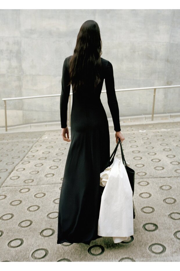 İnce triko yakalı elbise - 4