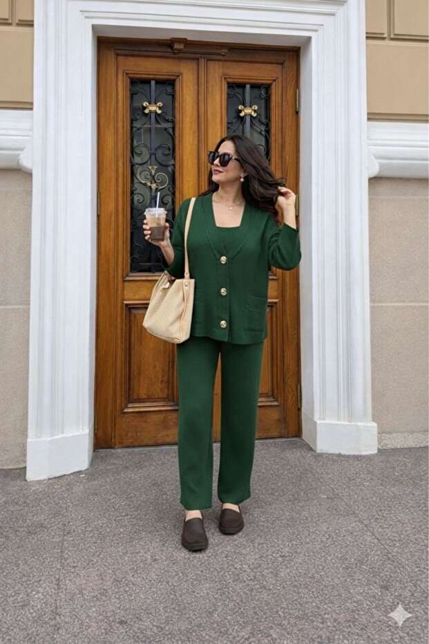 Plus Size Buttoned Knitwear Double Set