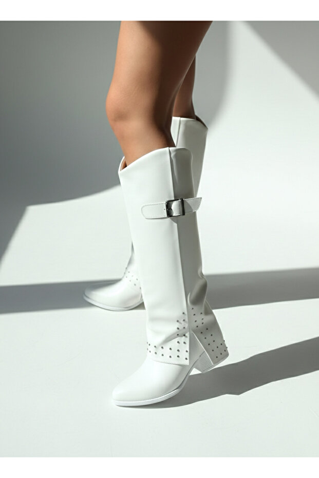 White Leather Trok Detailed Stylish Long Zipperless Boots with Leg Appearance