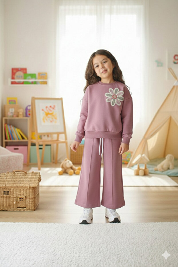 Pearl Stone Embellished Flower-Embellished Wide-Lettered 2-Thread Seasonal Top and Bottom Girls' Set