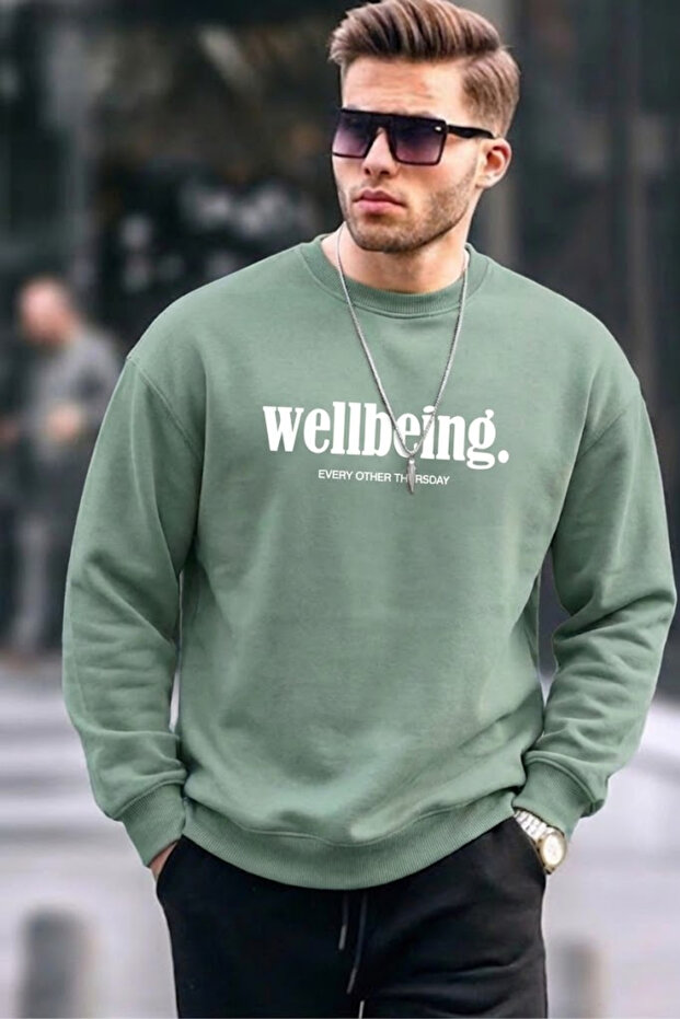 سويت شيرت رجالي مطبوع عليه Wellbeing من Çağla