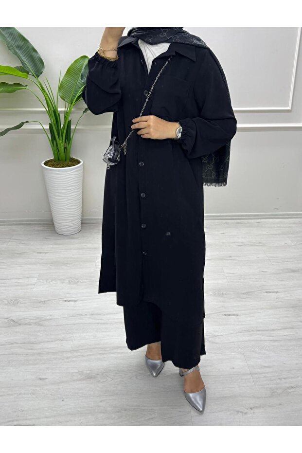 طقم ملابس مزين بأزرار من قماش الكريب - 3