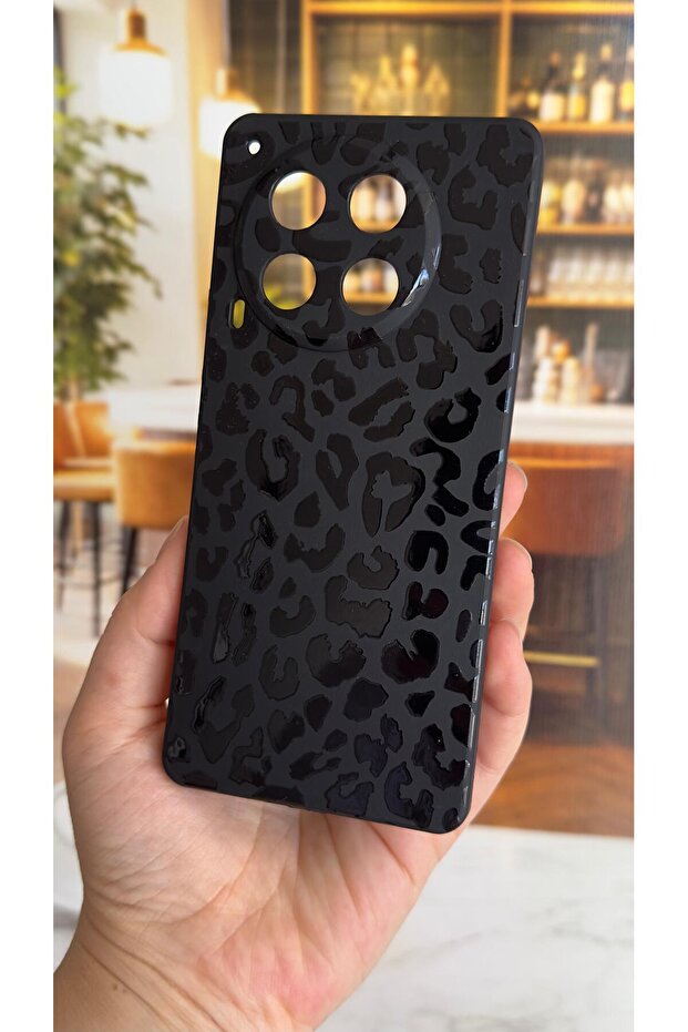 حافظة مطاطية كلاسيكية من السيليكون بنمط الفهد متوافقة مع هاتف تكنو كامون 30، ممتصة للصدمات وواقية - 4