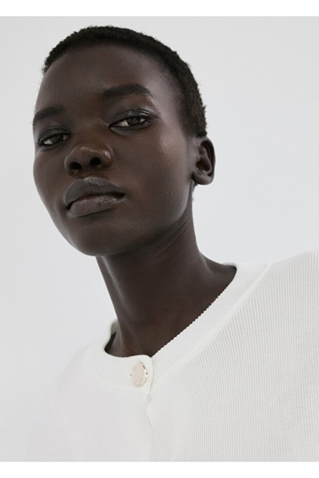 Mücevher düğmeli triko hırka - 7