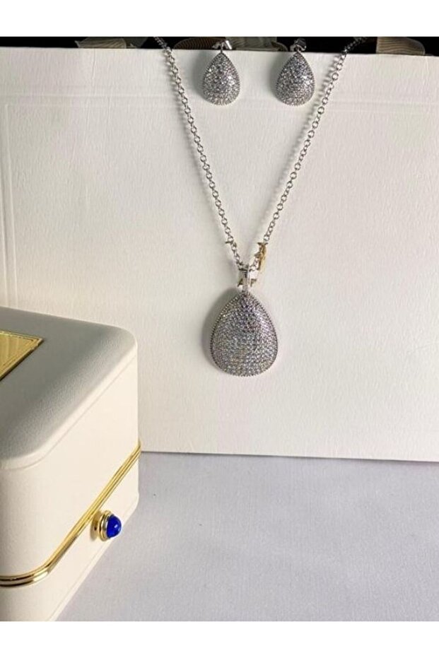 Chain with pendant - 7