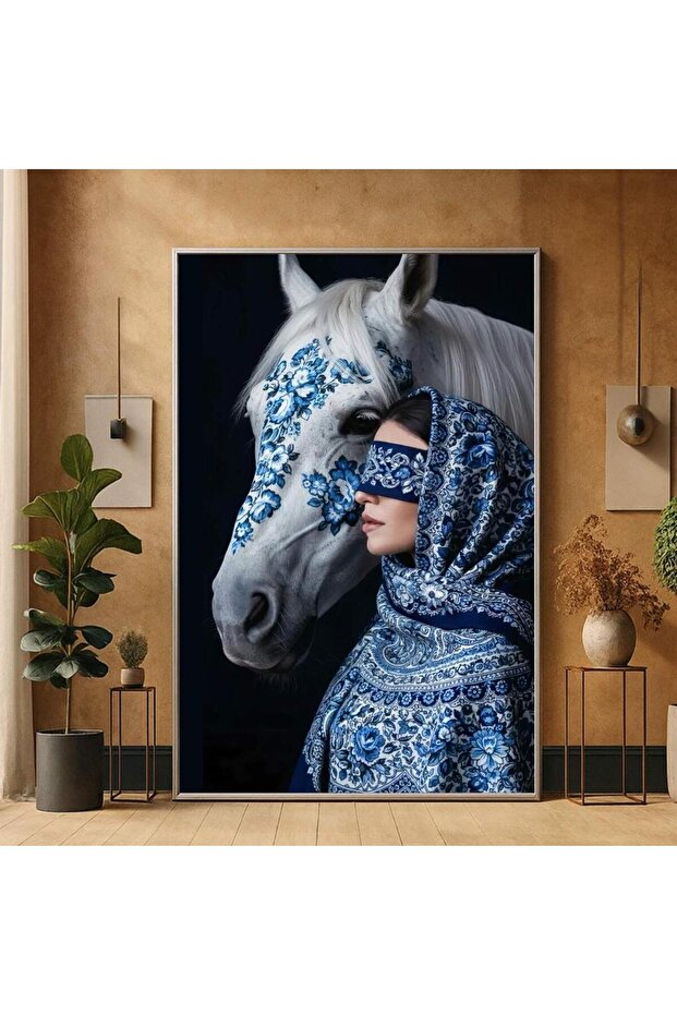 لوحة قماشية بتصميم خيل مع برواز فضي مجوف