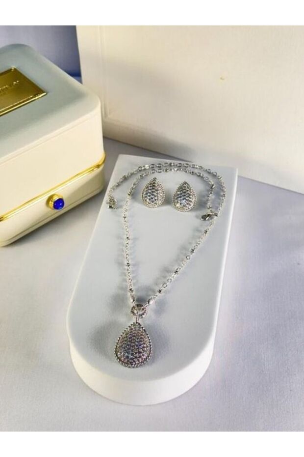 Chain with pendant - 5