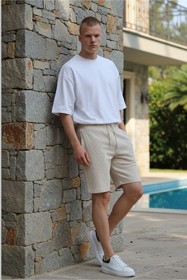 Men's Comfortable Shorts with Laces and Pockets