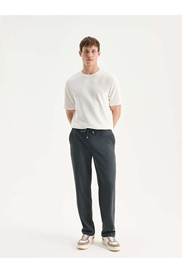 Esvab • Modern & Distinctive Standard Fit Men's Textured Trousers