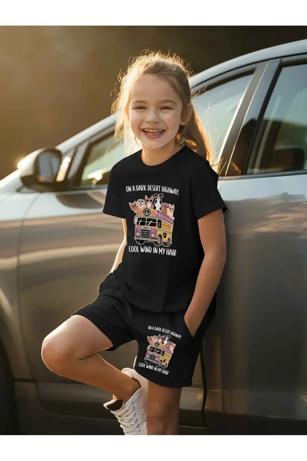 Children's T-Shirt and Pocket Shorts Set