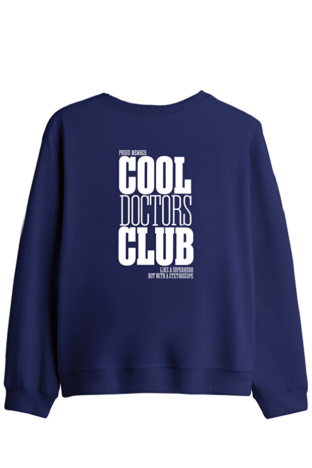 سويت شيرت بطبعة Cool Doctors Club ذو ياقة دائرية