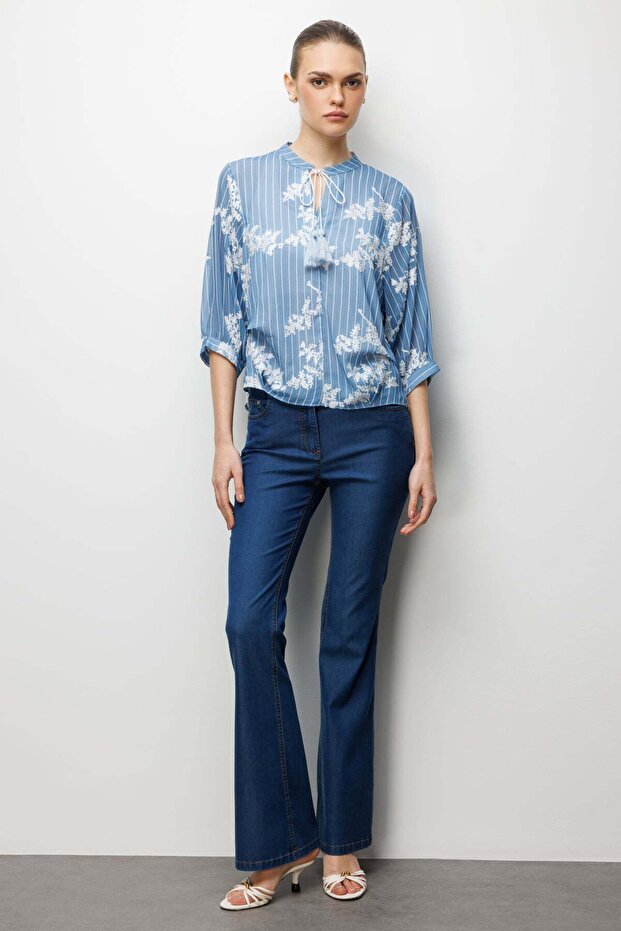 İşlemeli Yarım Kol Bluz - 3