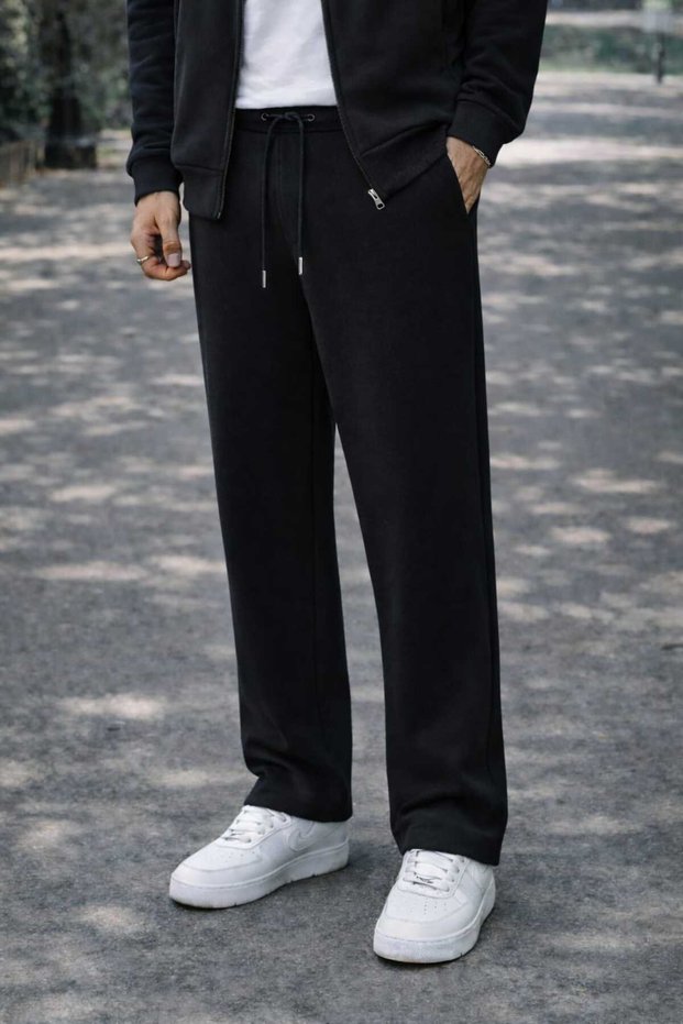 Unisex 3-Yarn Thick Winter Fleece-Lined Baggy Sweatpants | Oversized Relaxed Fit Normal Waist Jogger Pants