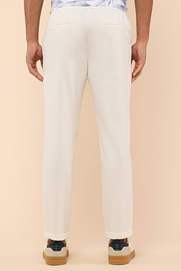 بنطال رجالي بلون كريمي سادة مع تِكّة - 4